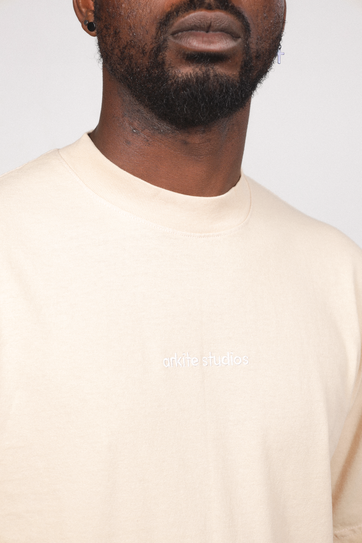 T-SHIRT BEIGE